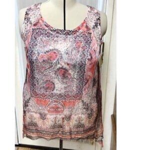 NWT One World. Size xl. Shark bite top with attached tank underneath.